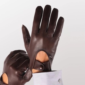 Gants de conduite en cuir haut de gamme pour hommes et femmes, design personnalisé, vente en gros, nouveaux gants en cuir élégants et tendance - Product Image 4