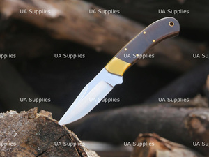มีดสแตนเลสสตีลคมกริบ 58 HRC ใบมีดแบบ Fixed Blade ปลายแหลม สำหรับงานอุตสาหกรรม/ล่าสัตว์ ด้ามจับทำจากไม้พะยูงและทองเหลือง - Product Image 2