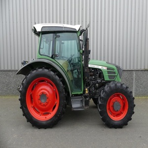 Potente tractor agrícola Fendt 209 Vario que garantiza resultados consistentes con un motor de gran potencia y un funcionamiento eficiente. - Product Image 5