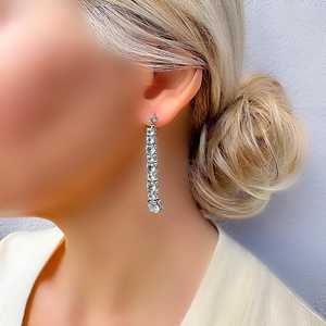 Boucles d'oreilles pendantes en argent sterling avec 10 pierres de topaze bleu ciel, bijoux élégants en pierres précieuses bleues, cadeau pour femmes - Product Image 2