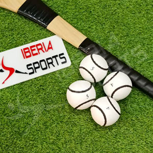 IBERIA Balón de Hurling Profesional Sliotar Premium para Partido y Entrenamiento con Goma y Cuero PU Cosido a Máquina Tamaño Oficial - Product Image 2