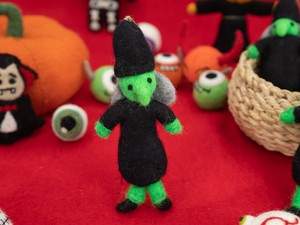 Wholesale Felt <b>Witch</b> with Black Hat Ornament Spooky Halloween Hanging <b>Decor</b> Gift Set - Product Image 1