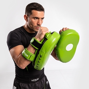 Cibles de boxe en cuir de vachette vert Dumela Parrot avec impression de logo personnalisée, écologiques et respirantes, équipement d'entraînement d'arts martiaux - Product Image 5