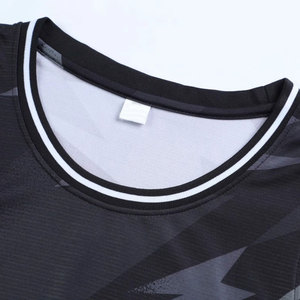 Uniforme de Baloncesto Clásico de Verano Talent Sports |   Tela Premium 100% Poliéster |   Diseño sin mangas transpirable |   Retención de Forma - Product Image 3