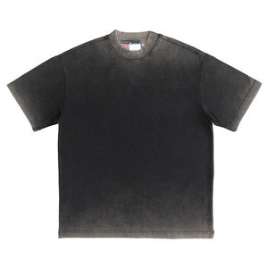เสื้อยืดคอกลมโอเวอร์ไซส์สตรีทแวร์ผู้ชายพร้อมโลโก้แบบกำหนดเอง - Product Image 1
