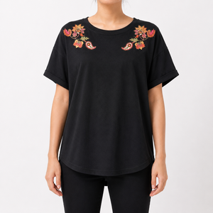 Camiseta de Mujer 100% Algodón Orgánico, Estampado Floral Paisley, Corte Holgado, Manga Corta, Casual, Ecológica, Fabricante OEM ODM - Product Image 1
