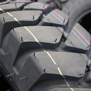 ยางรถบรรทุกสำหรับงานหนัก KUMATIRE K723 สำหรับการขนส่งสินค้าในตลาดแอฟริกาและตะวันออกกลาง ขนาดตั้งแต่ 16 ถึง 21 นิ้ว - Product Image 1