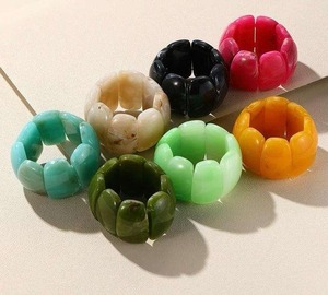 กำไลข้อมืองานฝีมือเรซิ่นสุดหรู ดีไซน์เก๋สำหรับผู้หญิงแฟชั่น - Product Image 1
