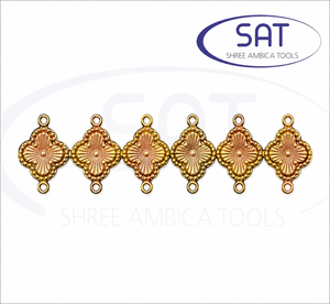จี้รูปใบโคลเวอร์สี่แฉกสีทอง SAT แบบสองรู สำหรับทำเครื่องประดับ เช่น สร้อยข้อมือ สร้อยคอ ต่างหู แม่พิมพ์หล่อจากเปรู - Product Image 1