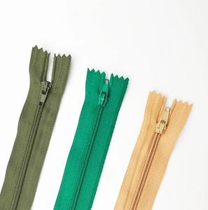 Prix fabricant usine 3 #   Fermetures éclair en nylon personnalisées de 15 cm à extrémité fermée pour textiles de maison et oreillers - Product Image 4