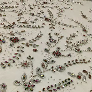 Tissu en dentelle perlée à la main avec cristaux multicolores de luxe pour robe de mariée et robe de soirée – Fournisseur en gros de broderies lourdes - Product Image 1