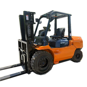 Encuentra iconos similares: Montacargas diésel Toyota de 5 toneladas usado, original de Japón, con contrapeso, capacidad de carga, montacargas Toyota 50. - Product Image 1