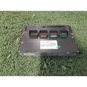 Calculateurs et modules informatiques d'occasion pour PT Cruiser P05187761AA - Product Image 1