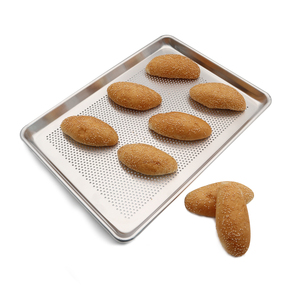 Moule à pâtisserie de qualité supérieure pour gâteaux, brownies, biscuits, pain, muffins et pâtisseries maison délicieux, avec un design durable - Product Image 2