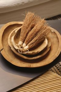 Assiette de service en bois de manguier - Design classique pour mariage, écologique et sans BPA - Product Image 2