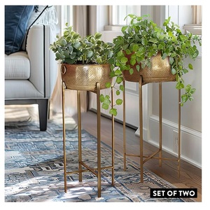 Macetero decorativo de latón para el hogar y la oficina, elegante soporte para plantas de interior y exterior de proveedor indio para exportación a granel. - Product Image 1