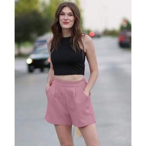2025, Chaqueta de vestir plisada de cintura alta Rosa polvorienta para mujer, pantalones cortos de cintura elástica, pantalones cortos de pierna ancha, talla mediana (se adapta a la talla) - Product Image 1