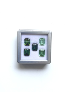 Turmalina verde natural de 28.03 quilates, corte octogonal, piedra para la elaboración de joyería fina. - Product Image 4