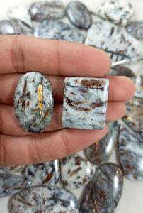 ขายส่งจำนวนมากของ astrophyllite Cabochon อัญมณีหลวมในรูปทรงที่แตกต่างกันและขนาดสำหรับการทำเครื่องประดับ - Product Image 3