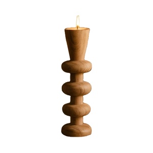 Bougeoir en bois à six colonnes, idéal pour la décoration intérieure, centre de table et éclairage festif, fabriqué à la main en Inde - Product Image 1