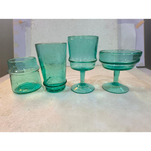 Ensemble de verres à cocktail vintage rose 4 pièces – Verres Highball à pied pour fêtes - Product Image 3