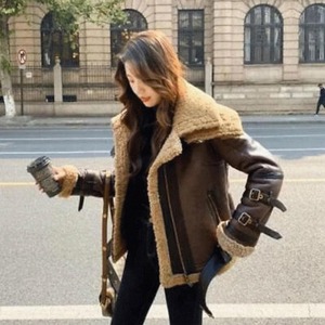 Veste bomber en cuir d'agneau véritable pour femme - Veste de pilote à double col en peau de mouton - Product Image 1