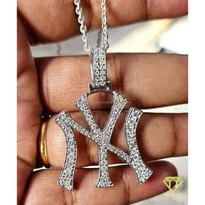 Colgante con Forma de Llave de Diseño, Estilo Hip Hop, con Moissanita y Baño de Rodio en Plata de Ley 925, Unisex, Certificado por GIA - Product Image 3