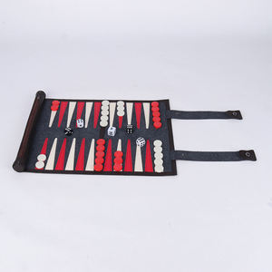 Jeu de backgammon pliable avec pions rouges et blancs, plateau de jeu en plastique pour jouer en intérieur et en extérieur - Product Image 2