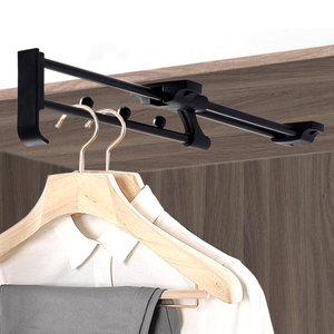 Cintre en bois en forme de cheval 29 cm, léger, sculpté, design minimaliste, accessoires décoratifs - Product Image 6