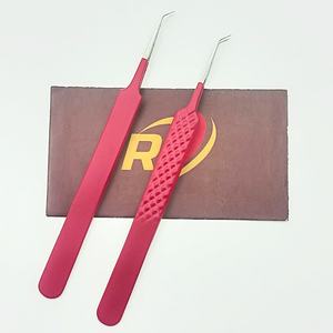 Pinzas Profesionales Japonesas de Acero Inoxidable para Extensión de Pestañas, Agarre Fuerte, Punta Puntiaguda, Perfectas para Aislamiento a 45 Grados - Product Image 2