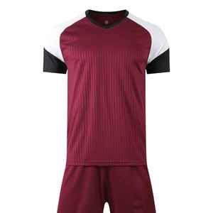 Nuevo Diseño, Conjuntos de Camisetas de Fútbol Personalizadas para Hombre, 100% Poliéster, Secado Rápido, Impresión por Sublimación Completa, Servicio OEM - Product Image 1