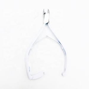 Pinzas para cutículas profesionales, cuchillas afiladas de acero inoxidable de grado quirúrgico, pinzas para uñas personalizadas sostenibles para dedos, cuidado Personal - Product Image 2