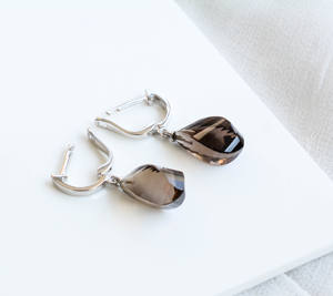 Comprar Pendientes de Plata de Ley con Cuarzo Ahumado Midnight Mist y Estilo Moderno en Oferta - Product Image 3