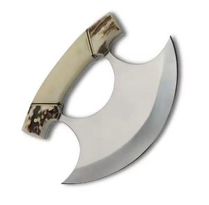 Cortador de Pizza Personalizado de Acero de Damasco Hecho a Mano con Estilo Único, Mango de Madera Personalizado y Funda de Cuero - Product Image 5