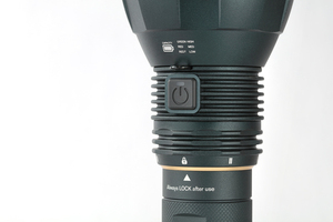 14000lm ครี XHP ไฟฉาย LED ชาร์จได้ IP67มือถือยุทธวิธีกันน้ำพร้อมแบตเตอรี่7800MAH สำหรับการล่าสัตว์กู้ภัยกลางแจ้ง - Product Image 4