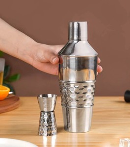 Coctelera Mini de Acero Inoxidable con Acabado Dorado, Ecológica, Capacidad de 500 ml, Diseño Moderno, Precio Económico para Uso en el Hogar - Product Image 5