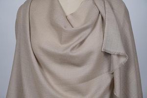 Estola de Cachemira de Lujo, Lana Fina Teñida a Mano, Suave y Ligera, Chal Elegante de Diseñador, Ideal para Bodas Étnicas - Product Image 4