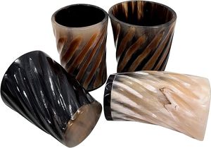 Copa de Cuerno Vikinga Grabada a Mano con Diseño Animal, Taza de Cuerno de Búfalo Natural Pulido Hecha a Mano, Jarra de Cerveza Medieval con Logotipo Personalizado, Portátil - Product Image 6