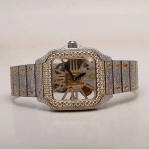 Reloj de Lujo Unisex de Acero Inoxidable con Cristales, 44mm, Incrustaciones de Diamantes, Analógico de Cuarzo, con Botón de Presión y Cierre Oculto, Resistente al Agua - Product Image 1