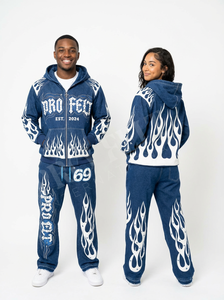 Ensemble de survêtement unisexe tendance avec sweat à capuche zippé imprimé flamme et pantalon évasé, style streetwear et sportswear - Product Image 2