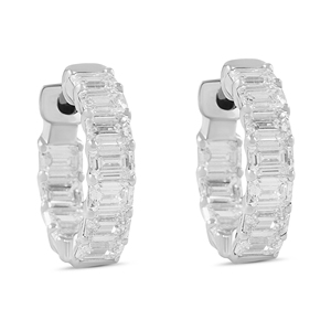 Pendientes Huggie de Oro Blanco con Diamantes de Corte Esmeralda para Mujer, Color D, Lujo para Uso Diario, Aspecto Lujoso - Product Image 1