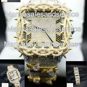 Nouvelle montre tendance de haute qualité avec cadran carré en verre, diamant moissanite, acier inoxydable, résistance à l'eau 10 bars, design glacé, idéale pour un cadeau - Product Image 1