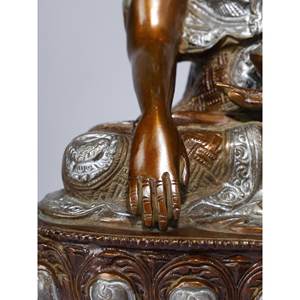 Bouddha de 12 pouces assis dans une statue en laiton de Bhumisparsha Mudra Sculpture élégante de geste touchant la terre - Product Image 2