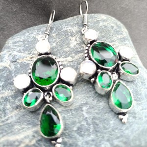 Boucles d'oreilles en tourmaline verte et pierre de lune, en argent Sterling 925, bijoux faits à la main, cadeau pour femmes, anniversaire, Style élégant - Product Image 4