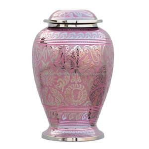 Urnes funéraires pour adultes en laiton avec dôme de haute qualité et belle conception multicolore avec urnes funéraires en métal fini rose et étain - Product Image 1