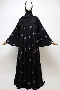 Robe Abaya Musulmane de Qualité Supérieure pour Femme, Coupe Ample, Mode Islamique Modeste pour le Quotidien, la Prière et les Voyages – En Vente - Product Image 5