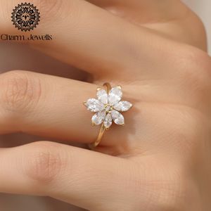 Bague de fiançailles en argent Charm Jewells avec moissanite taille coussin, plaqué or 18 carats, sertie à griffes, style classique et romantique pour femme - Product Image 5