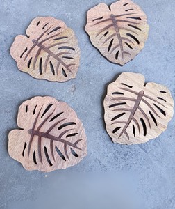 Posavasos de Madera de Mango Rústico con Resina Epoxi Azul, Ecológicos, para Tazas de Té y Café, Protección Moderna para Mesa - Product Image 2