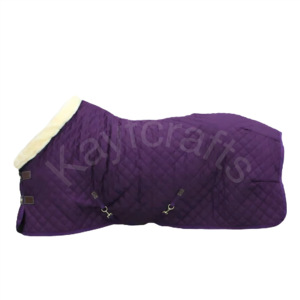 Alfombra Velvet Show Horse con forro de conejo y diseño acolchado - Product Image 4