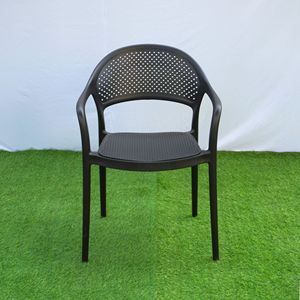 Chaise en plastique moulé de style King, couleur beige, nouvelle édition - La chaise de jardin pour événements exclusifs et importants - Product Image 2